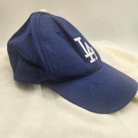 Genuine Merchandise LA Dodgers Baseball Embroidered Adjustable Cap - Picture 1 of 4